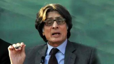 دھرنے میں شرکت نہ کرنیوالے پی ٹی آئی رہنماؤں کیساتھ کیا ہوگا؟ رؤف حسن کا اہم بیان