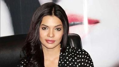 سارہ لورین کی والدہ انتقال کر گئیں۔