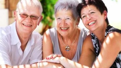 بہن بھائیوں سے اچھے تعلقات عمر میں اضافہ کرسکتا ہے