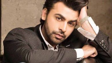 فرحان سعید بھارتی پابندی پر تالیاں بجاتے ہیں، کہتے ہیں آرٹ کوئی سرحد نہیں جانتا