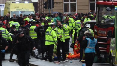 لیورپول میں افسوسناک واقعہ: جشن کے دوران گاڑی ہجوم پر چڑھ گئی، متعدد افراد زخمی ڈرائیور گرفتار، دہشت گردی کا کوئی پہلو ظاہر نہیں ہوا، برطانوی وزیراعظم کا اظہار افسوس