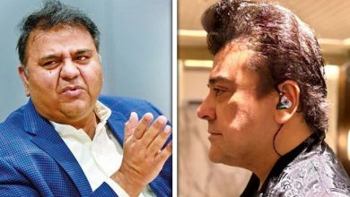 سوشل میڈیا پر ہنسی کا طوفان: فواد چوہدری کا عدنان سمیع پر طنز، صارفین خوب محظوظ