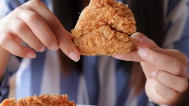 زیادہ چکن کھانے سے کینسر کا خطرہ؟ جانیں کیسے بچاؤ ممکن ہے