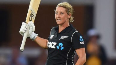 نیوزی لینڈ کی اسٹار کپتان صوفی ڈیوائن نے ون ڈے کرکٹ سے ریٹائرمنٹ کا اعلان کر دیا، شاندار کیریئر کا باعزت اختتام