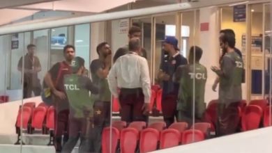 پاکستانی کرکٹرز کی راشد خان کے بھائی کی وفات پر تعزیت، میچ کے بعد ڈریسنگ روم کا دورہ