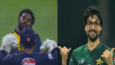 ایشیا کپ کے اہم میچ میں دونوں کھلاڑیوں کی باہمی "شرارتوں" نے شائقین کا دل جیت لیا