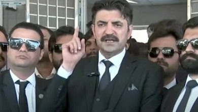 اب نابیناؤں کی ٹیم سے توقع رکھنی چاہیے، شیر افضل مروت کا پاکستانی ٹیم کی انڈیا سے شکست پر ردعمل