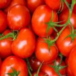 ٹماٹر کی فی کلو قیمت 700 روپے تک پہنچ گئی