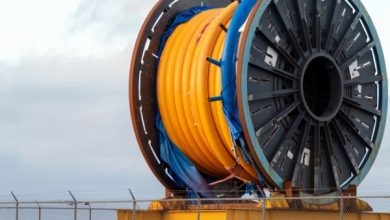 پاکستان میں ڈیجیٹل انقلاب: سی می وی 6 سب میرین کیبل ساحل سمندر پر پہنچ گئی