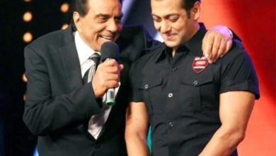 سلمان خان نے بگ باس 19 میں دھرمیندر کی وفات پر جذباتی خطاب کیا