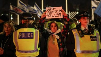 برطانوی پولیس کا فلسطین کے حق میں ‘انتفاضہ’ کے نعرے لگانے والوں کو گرفتار کرنے کا اعلان