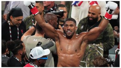 نامور برطانوی باکسر انتھونی جوشوا نائیجیریا میں ٹریفک حادثے کا شکار، 2 ساتھی جاں بحق