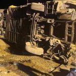 ایران میں بس الٹنے کے باعث 13 افراد ہلاک