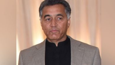 سابق ڈی جی آئی ایس آئی فیض حمید کی 14 سالہ سزا کے خلاف اپیل دائر