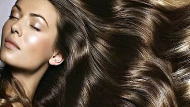 بالوں کو چپچپاہٹ کے بغیر غذائیت دیں: ہلکے اور مؤثر قدرتی تیلوں کا تعارف