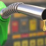 پیٹرولیم مصنوعات کی قیمتوں میں بڑی کمی کا امکان