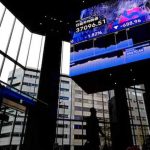 سٹاک مارکیٹ میں انڈیکس تاریخ کی بلند ترین سطح پر ،ڈالر بھی سستا